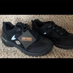 Harley-Davidson women’s blk low top sneakers Sz 9